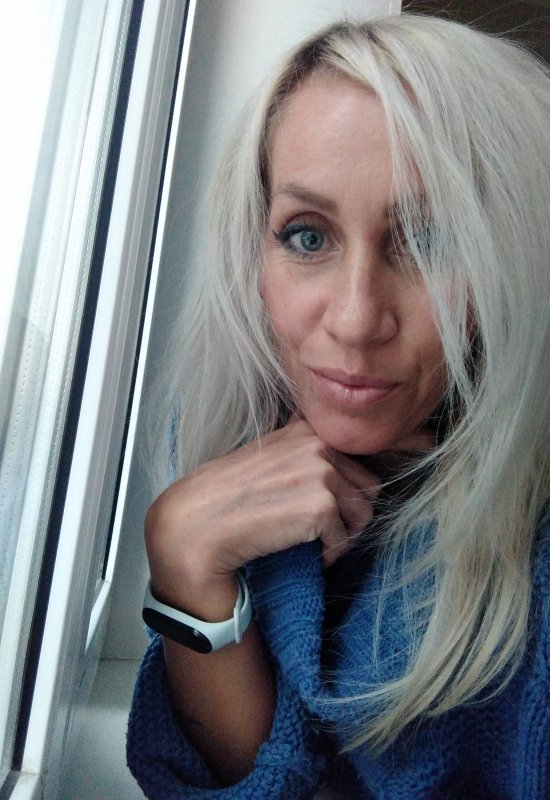 Alena • 45 • Росія