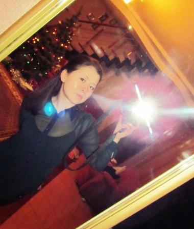 Laura, 35