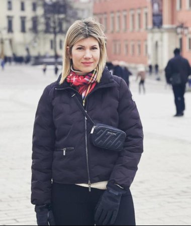Olga, 43