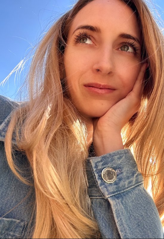 Anna • 36 • Russie