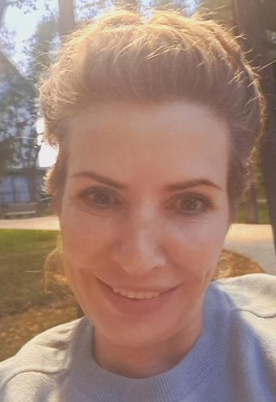 Anna • 49 • Russia