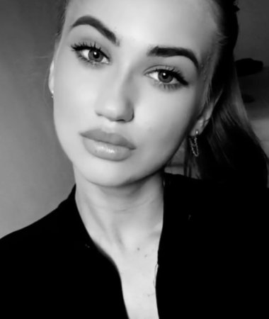 Iryna, 21