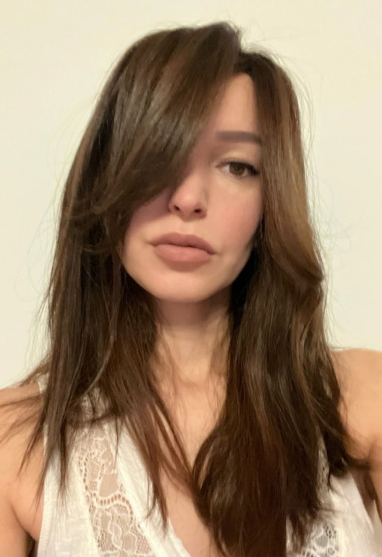 Emma • 41 • Russia
