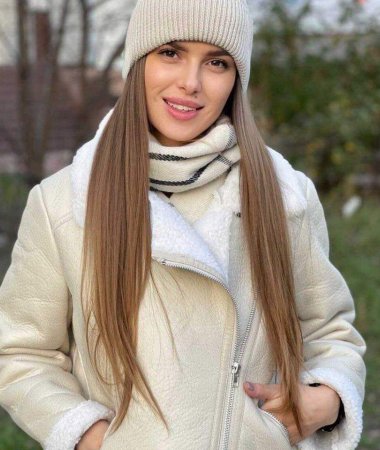 Olya, 39