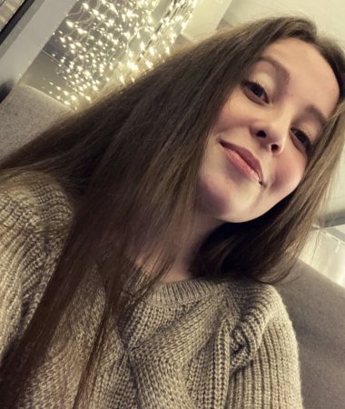 Katerina , 28