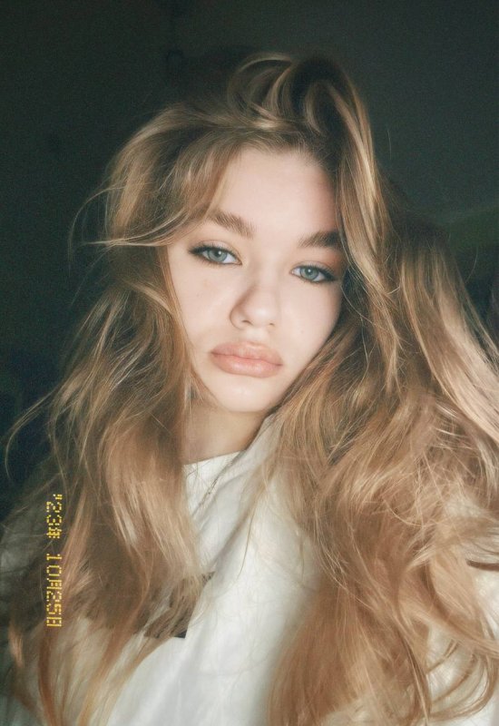 Daria • 27 • Ukraine 🇺🇦