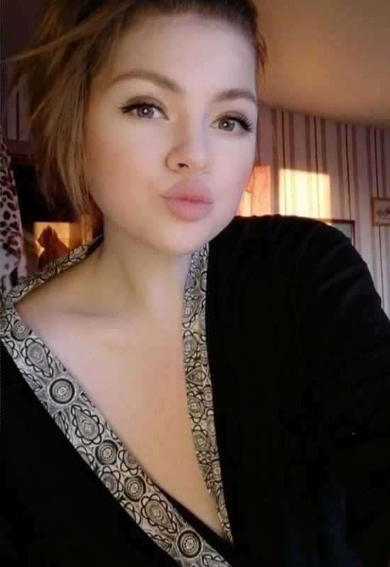 Maria • 34 • Belarus