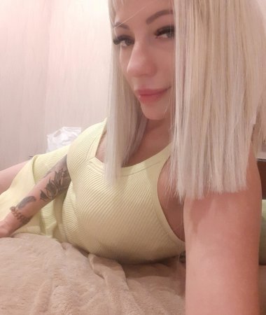 Darya, 44