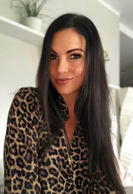 Darianna • 36 • Ukraine