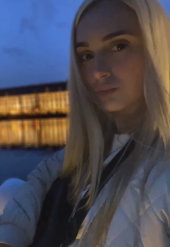 Ekaterina • 30 • Украина