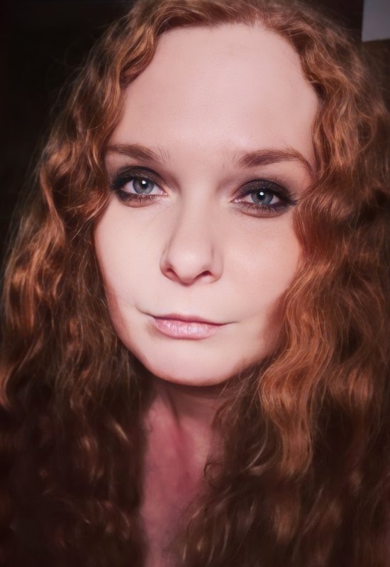 Anna • 38 • Ukraine 🇺🇦