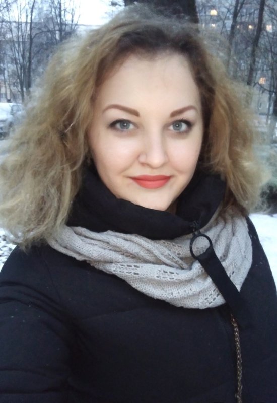 Aleksandra • 39 • Ukraine