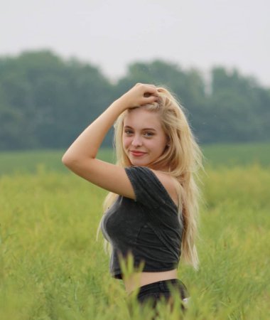 Nataliya, 37