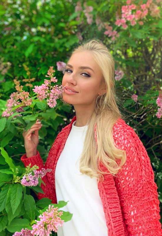 Maria • 39 • Belarus