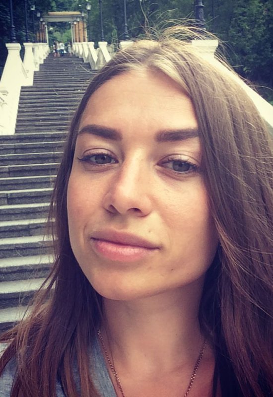 Tanya • 39 • Ukraine