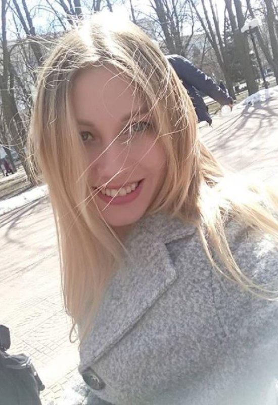 Yana • 42 • Україна