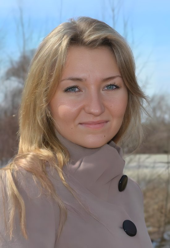 Yana • 42 • France