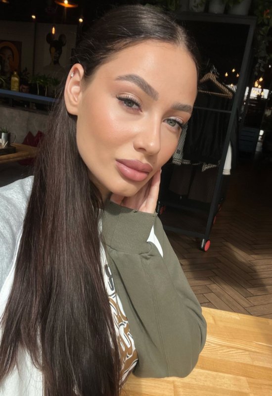 Marry • 37 • Ukraine