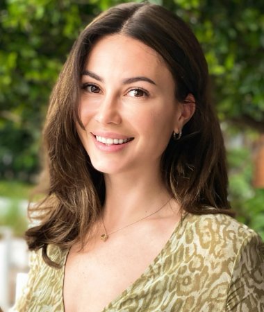 Eliza, 44