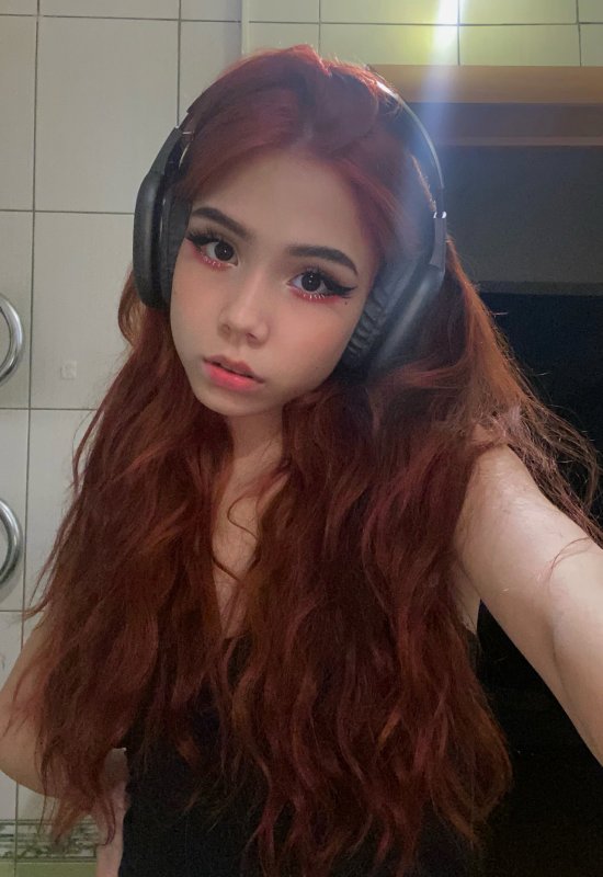 Gloria • 26 • Росія