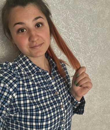 Nadezhda, 30