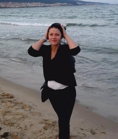 Natalia, 41