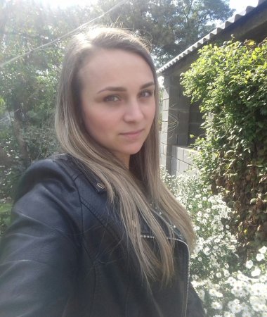 Elena, 39