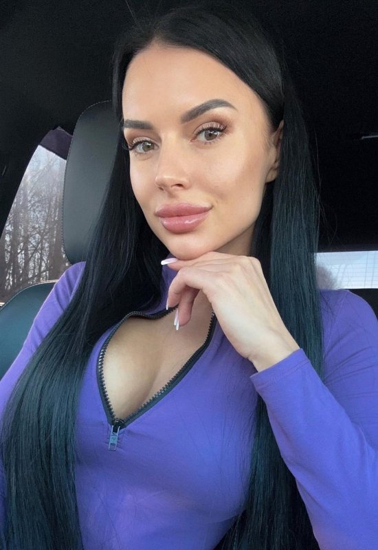 Kristina  • 33 • Russia