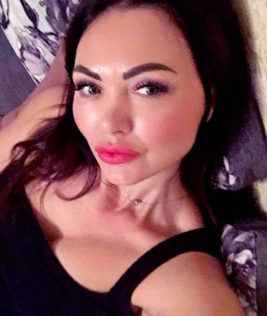 Natalia, 46