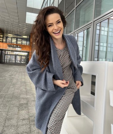 Lily, 41
