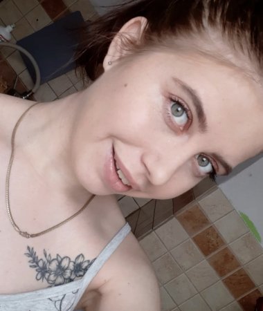Anastasia, 24