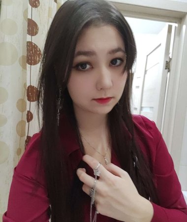 Kseniia, 28