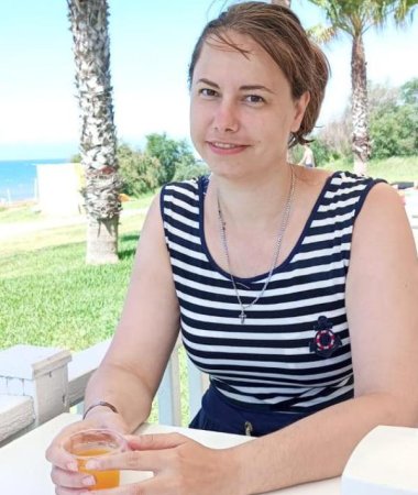 Yulia, 39
