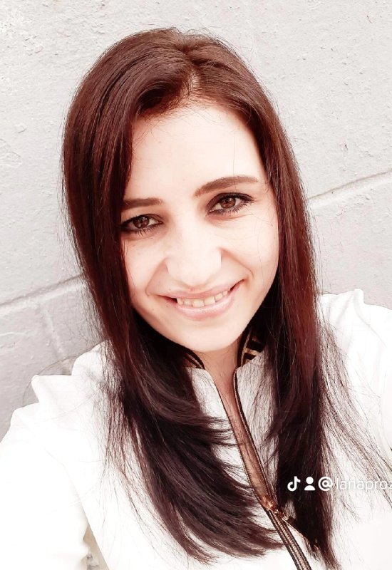 Olga • 35 • Belarus