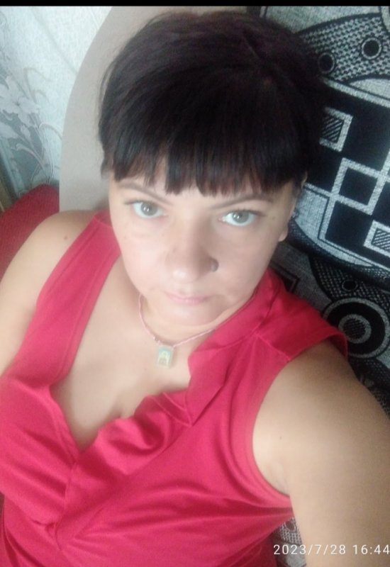Inna • 46 • Kazakhstan