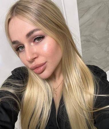Tatiana, 26