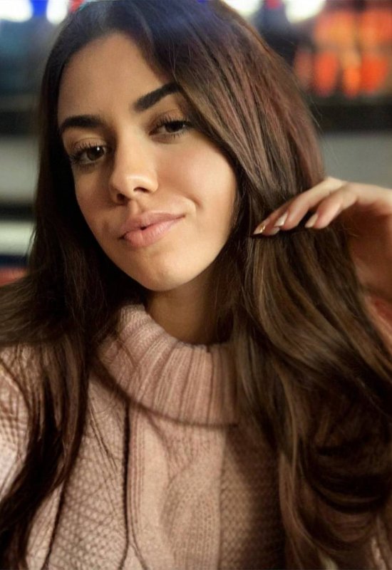 Yaroslava • 26 • Ukraine 🇺🇦