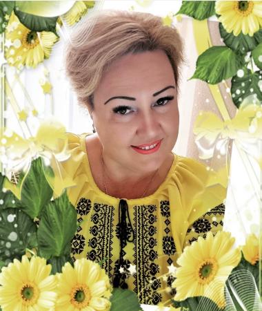 Yulia, 53