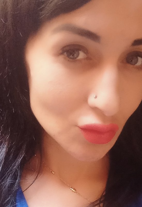 Vitalina • 37 • Ukraine