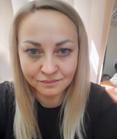 Viktoria, 46
