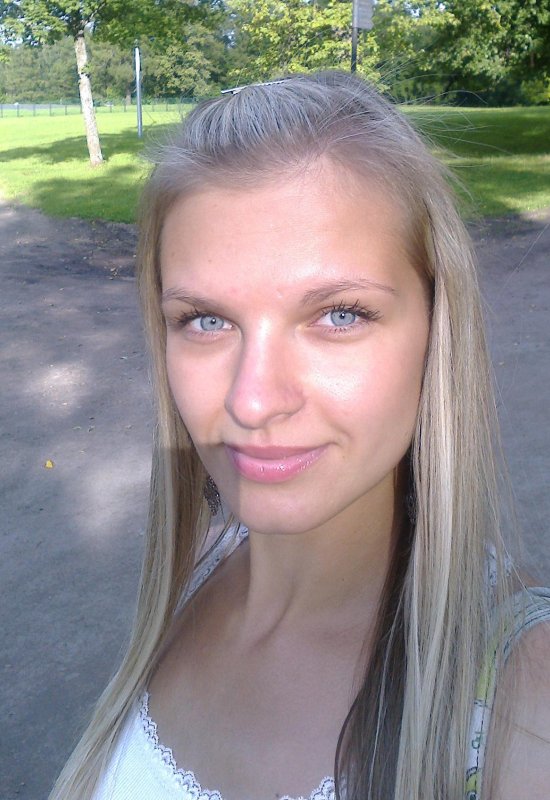 Elena • 38 • Ukraine
