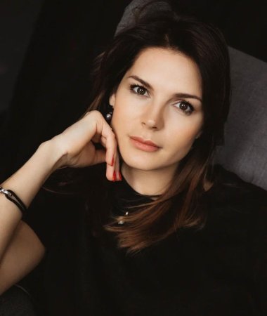 Olga, 39