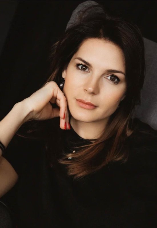 Olga • 39 • Ukraine 🇺🇦