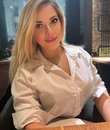 Yulia, 38