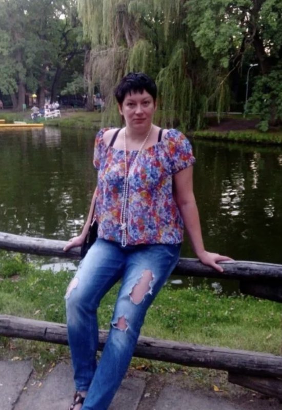 Elena • 48 • Russia