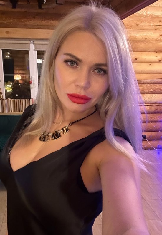 Inna • 45 • Russia