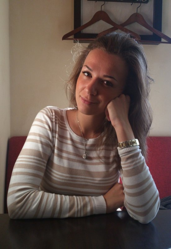 Anastasia • 36 • France