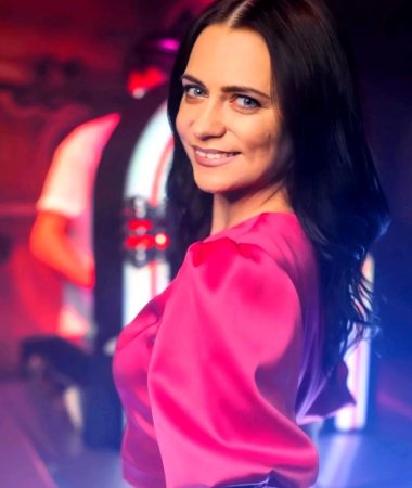 Alina, 36