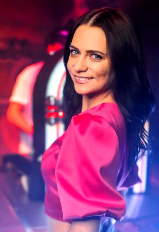 Alina • 36 • Belarus
