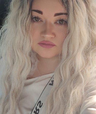 Maria, 40